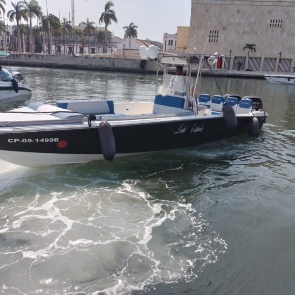Tours en yate para 12 personas en Cartagena de Indias